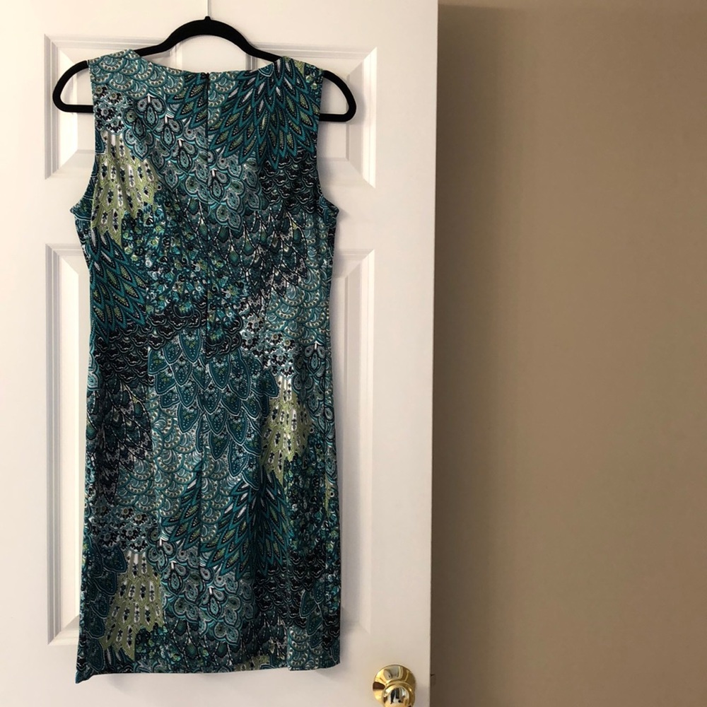 Lovely Dress - Picture 4 of 5